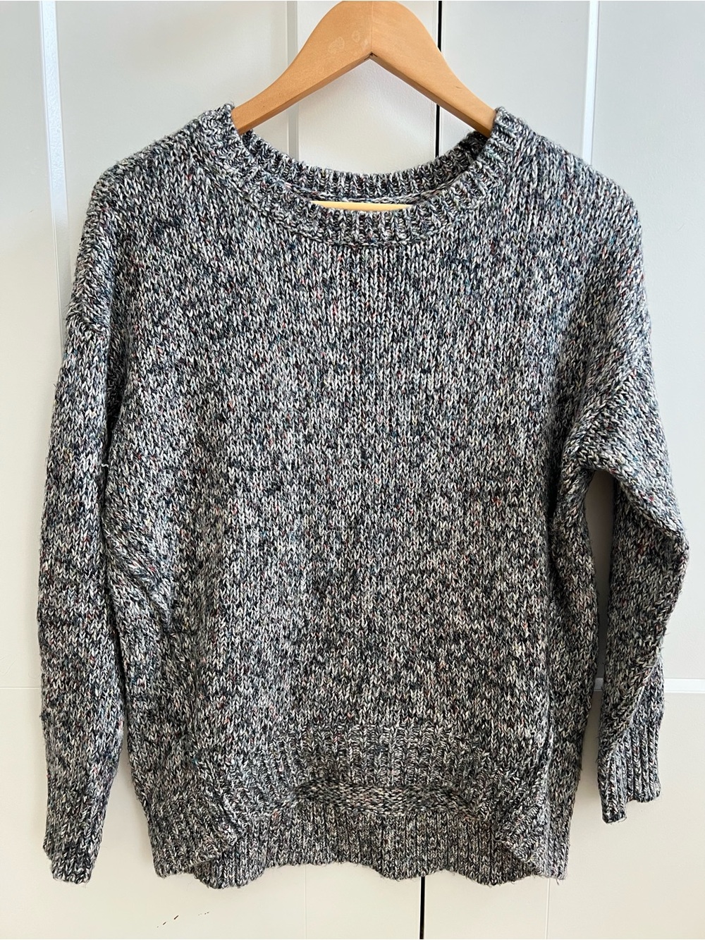 LOFT Black & White Marled knit Crewneck Pullover Sweater with multicolor specks